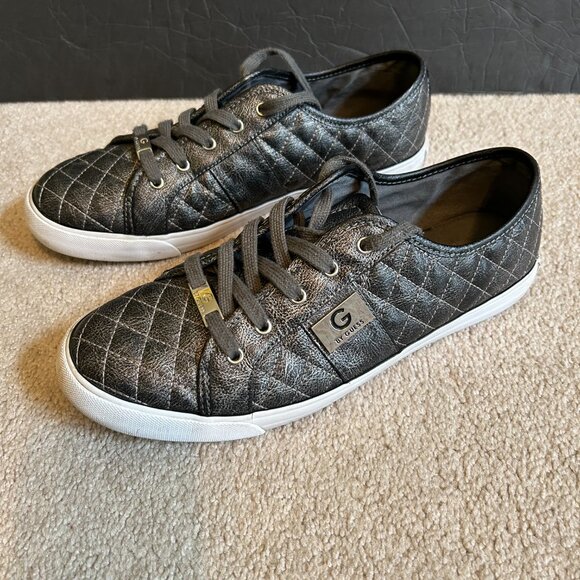 G By Guess GG Backers Women's Fashion Walking Sneakers Size 11M Gray - Picture 3 of 10